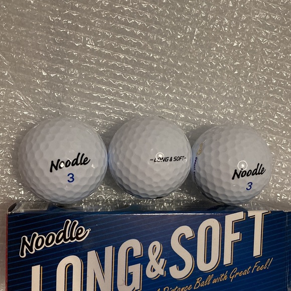 NWOT - TaylorMade Golf Co. - Noodle 3 Long & Soft Sleeve of Three (3) Golf Balls - Picture 3 of 8